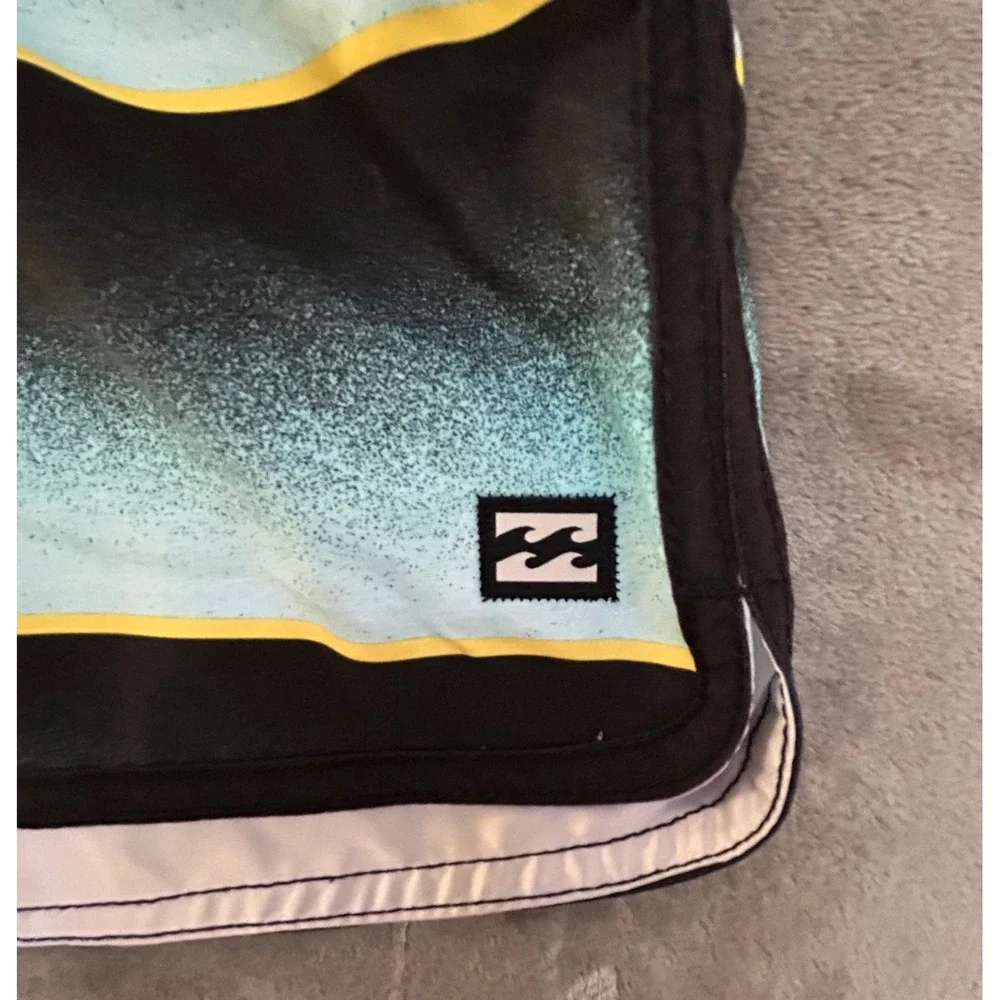 Billabong Originals 73 Mens 33 Board Shorts Aqua Black Yellow Stripe Surf Swim